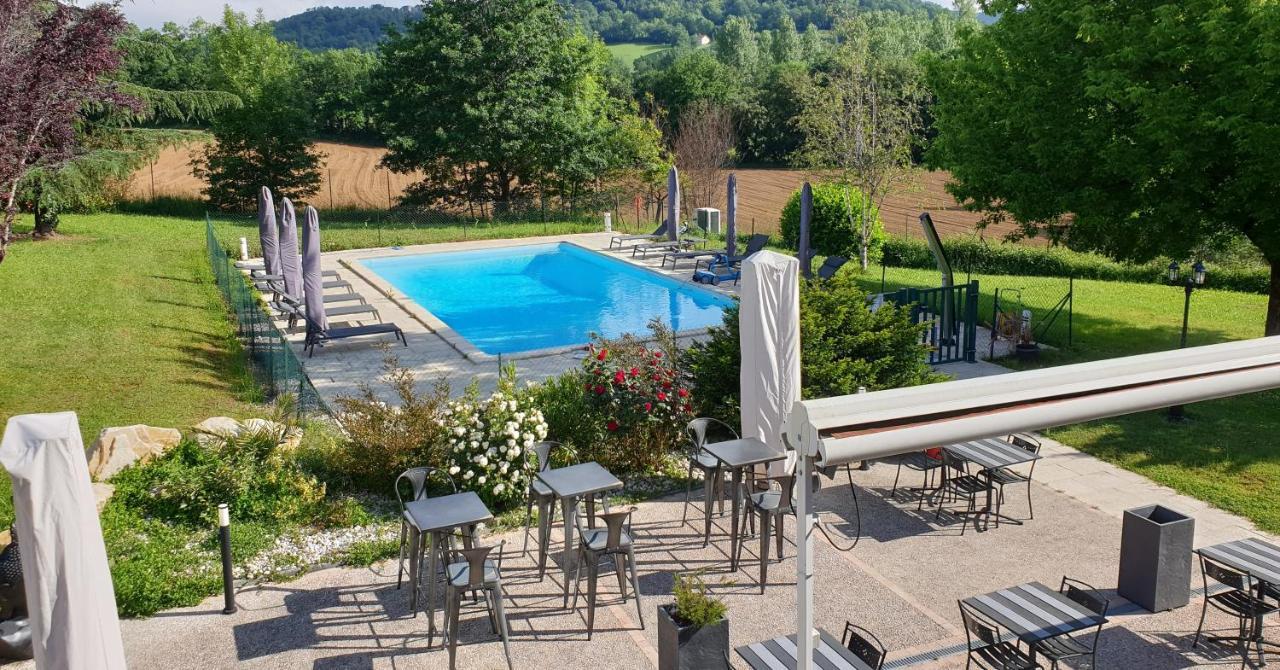 Logis Hotel Auberge De Cartassac Cressensac-Sarrazac Exterior photo